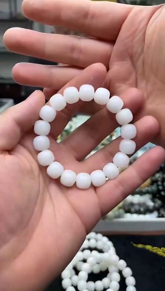 未镶嵌手串和田玉纯天然新疆黑山料白玉12