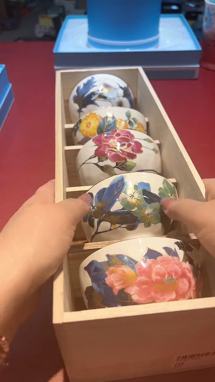 【闪购商品】瓷片锅碗瓢盆一件不剩