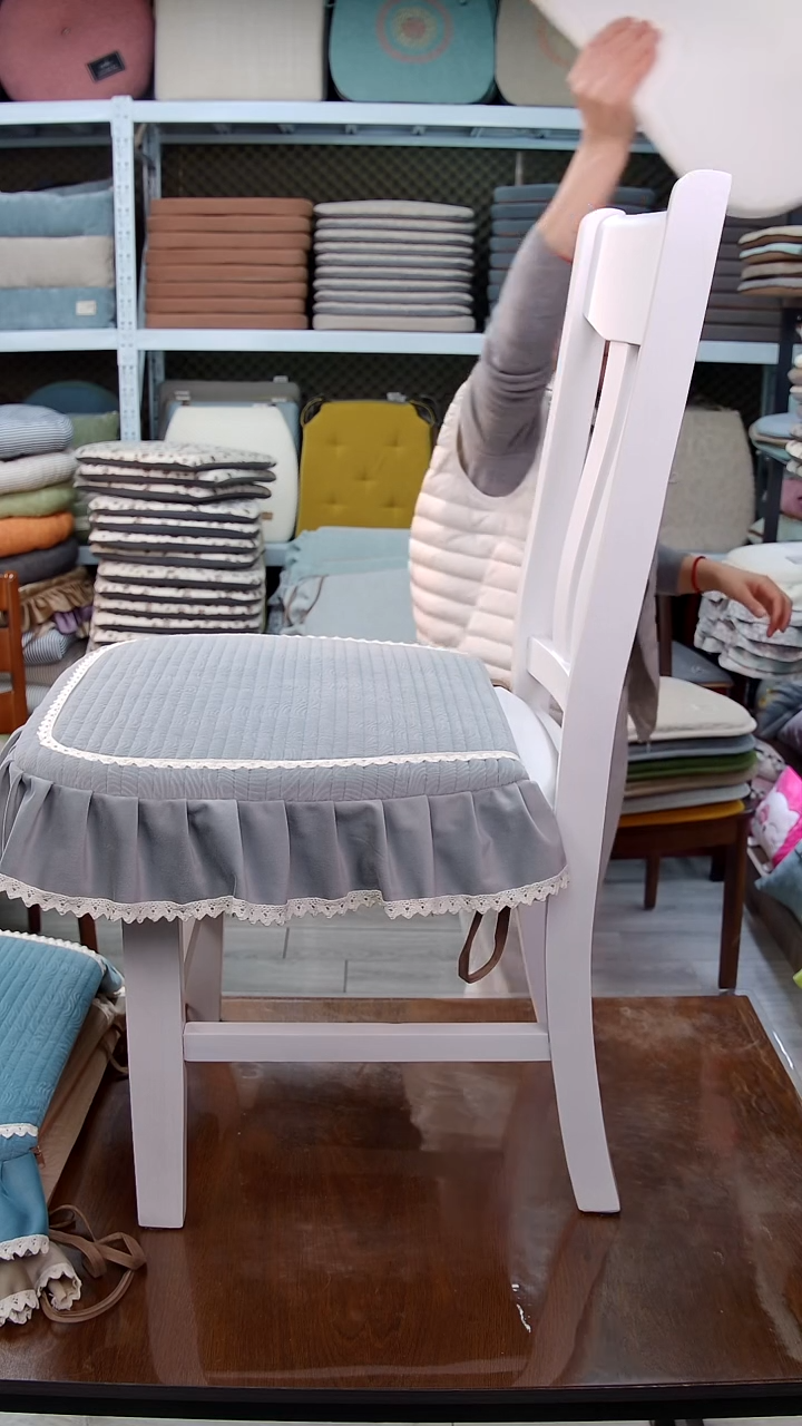 布细绒—横条：灰色4个