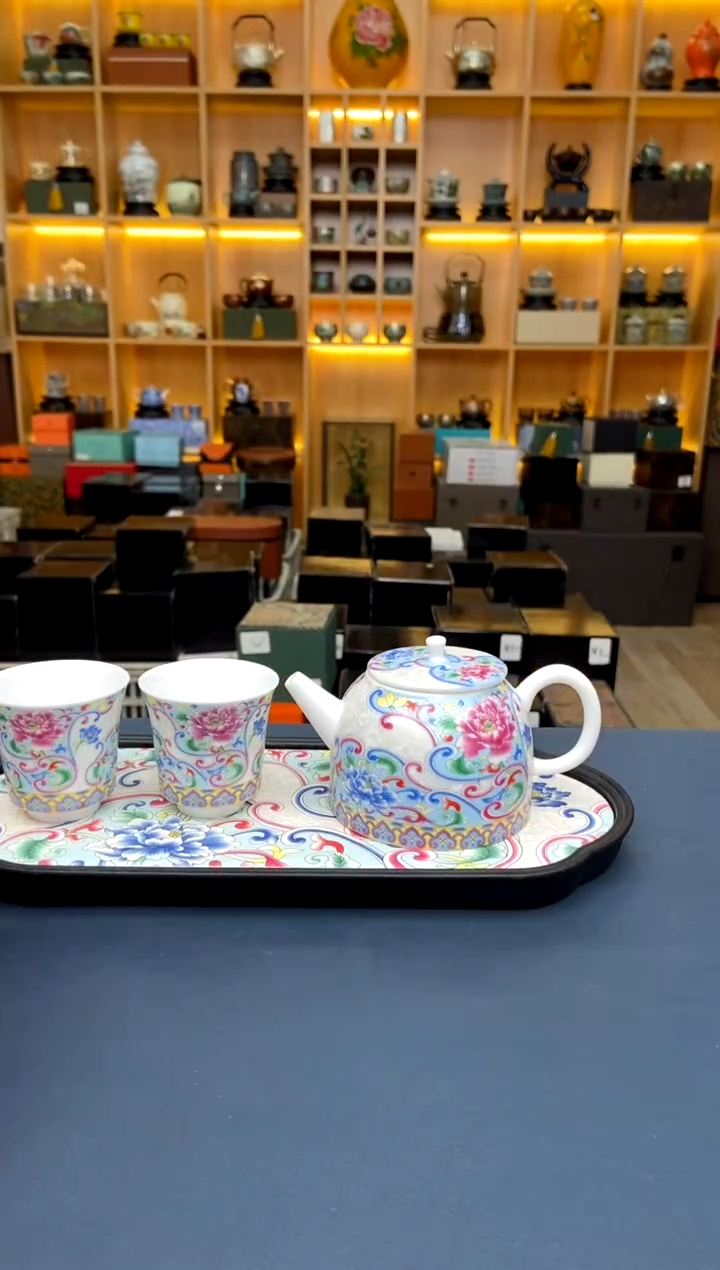 【闪购商品】撤柜高货，价格随便开@@ZH1967