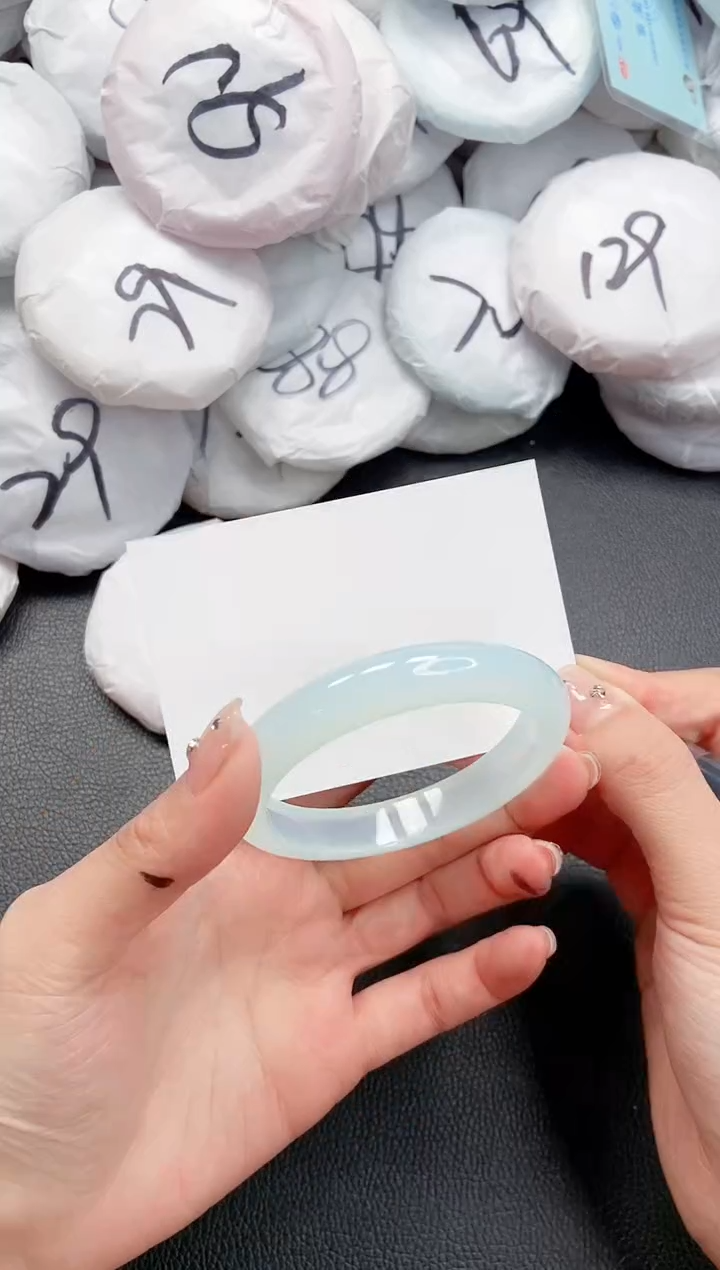 【闪购商品】石英质玉手镯未镶嵌 23L204-54