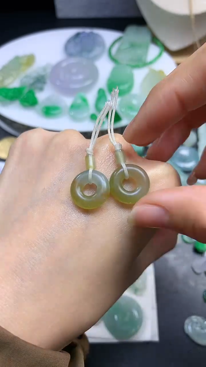 【闪购商品】定制翡翠未镶嵌翡翠