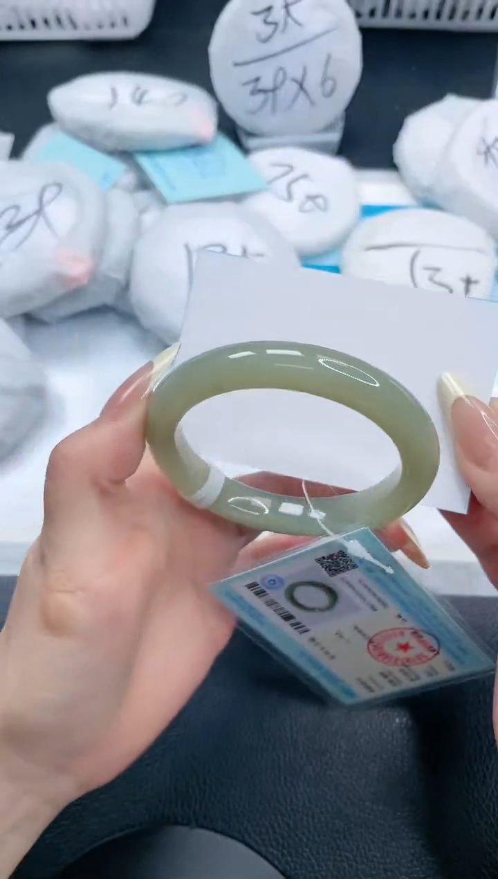 和田玉手镯未镶嵌20S143-57