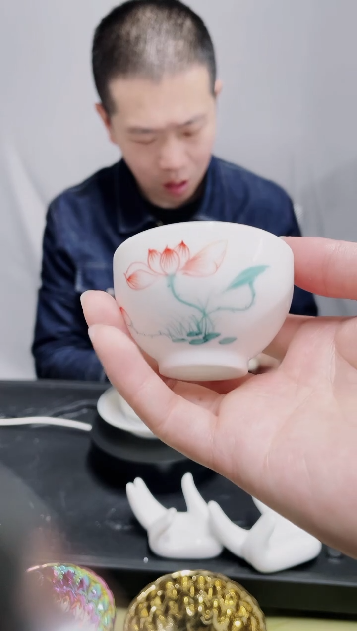 【闪购商品】【席欢李商城】手绘荷花碗杯4个
