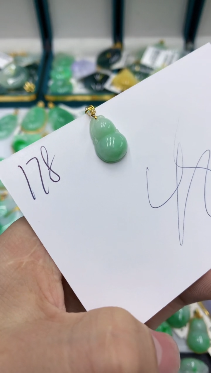 【闪购商品】翡翠颈饰18K金镶嵌号链接11111