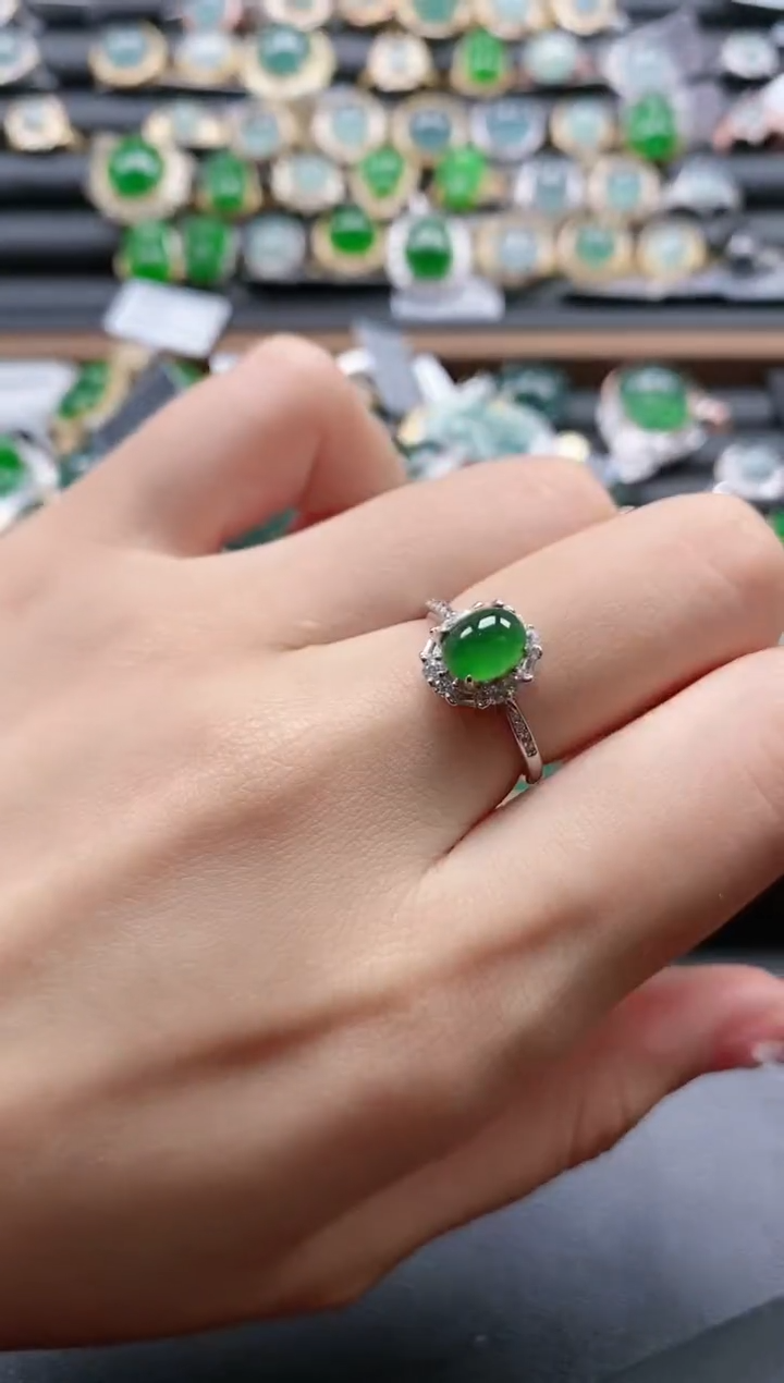 【闪购商品】翡翠戒指银S925镶嵌51511