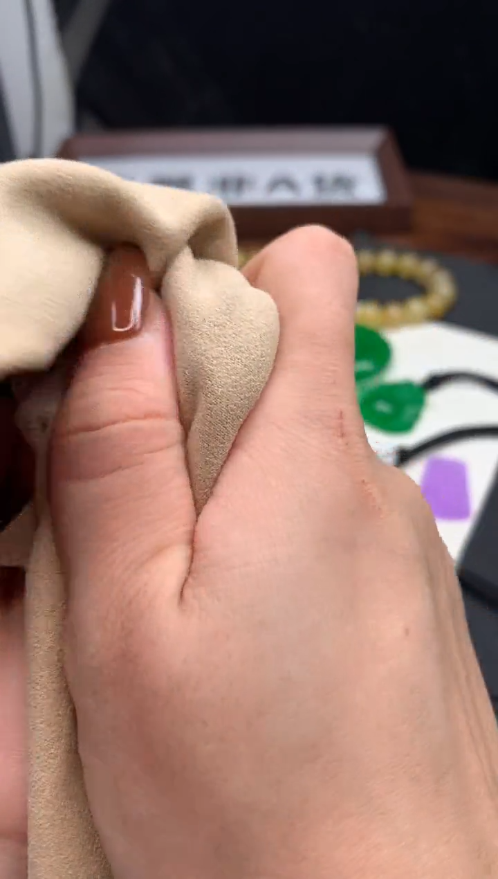 颈饰未镶嵌翡翠金*#无滤镜七天无理由