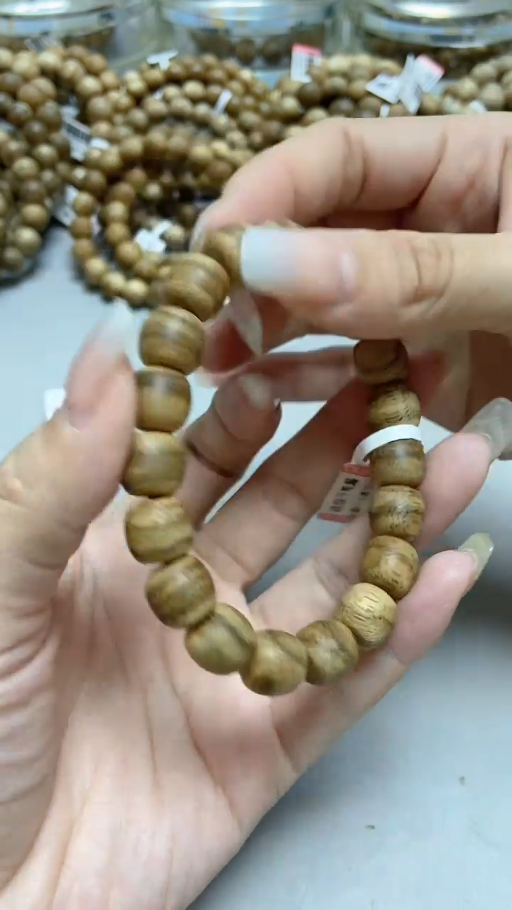 手串沉香达拉干老型单圈1.1蚁漏多样性发其一