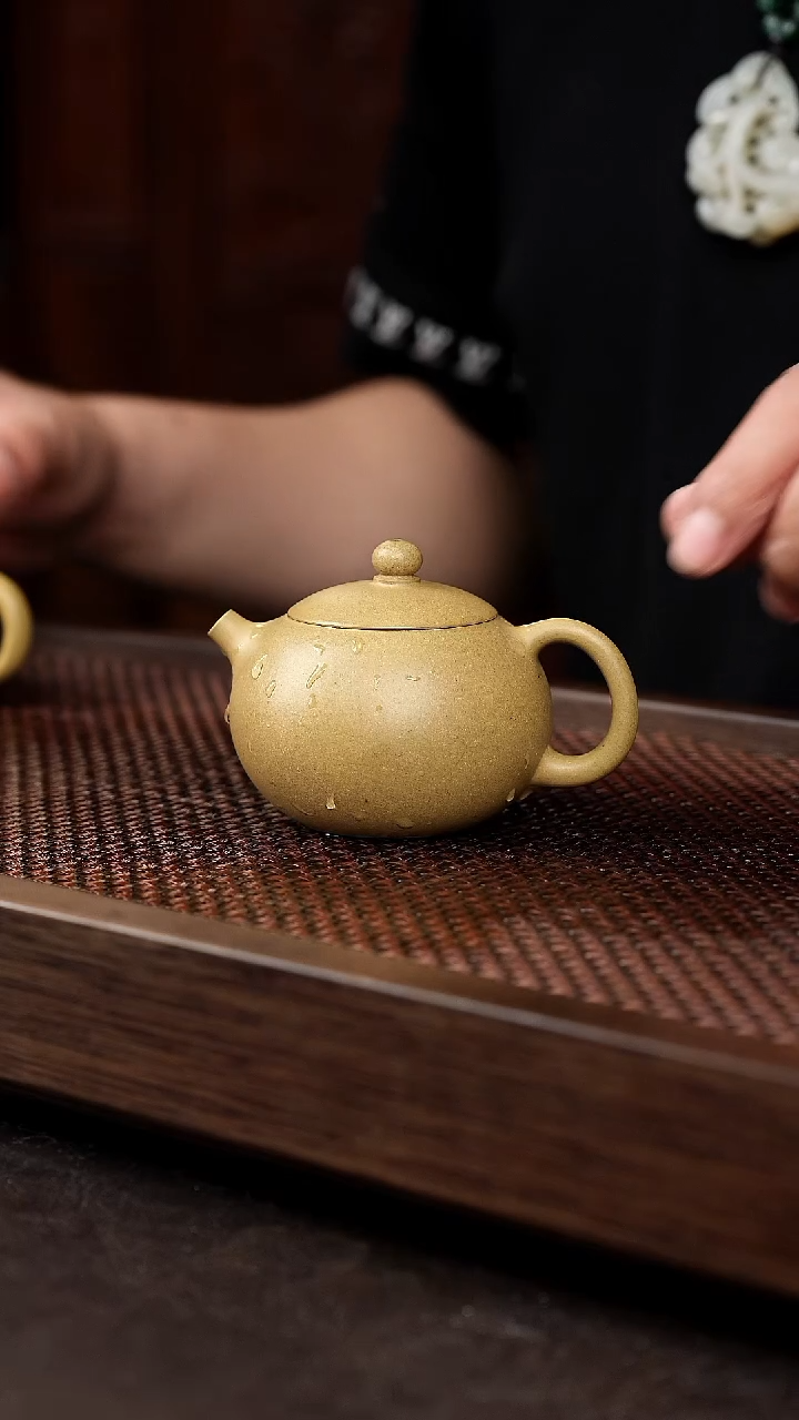 茶壶紫砂黄金段西施