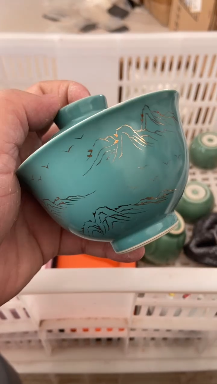杯无运费险有瑕疵的摄影的产品有使用过的痕迹有点脏介意勿拍