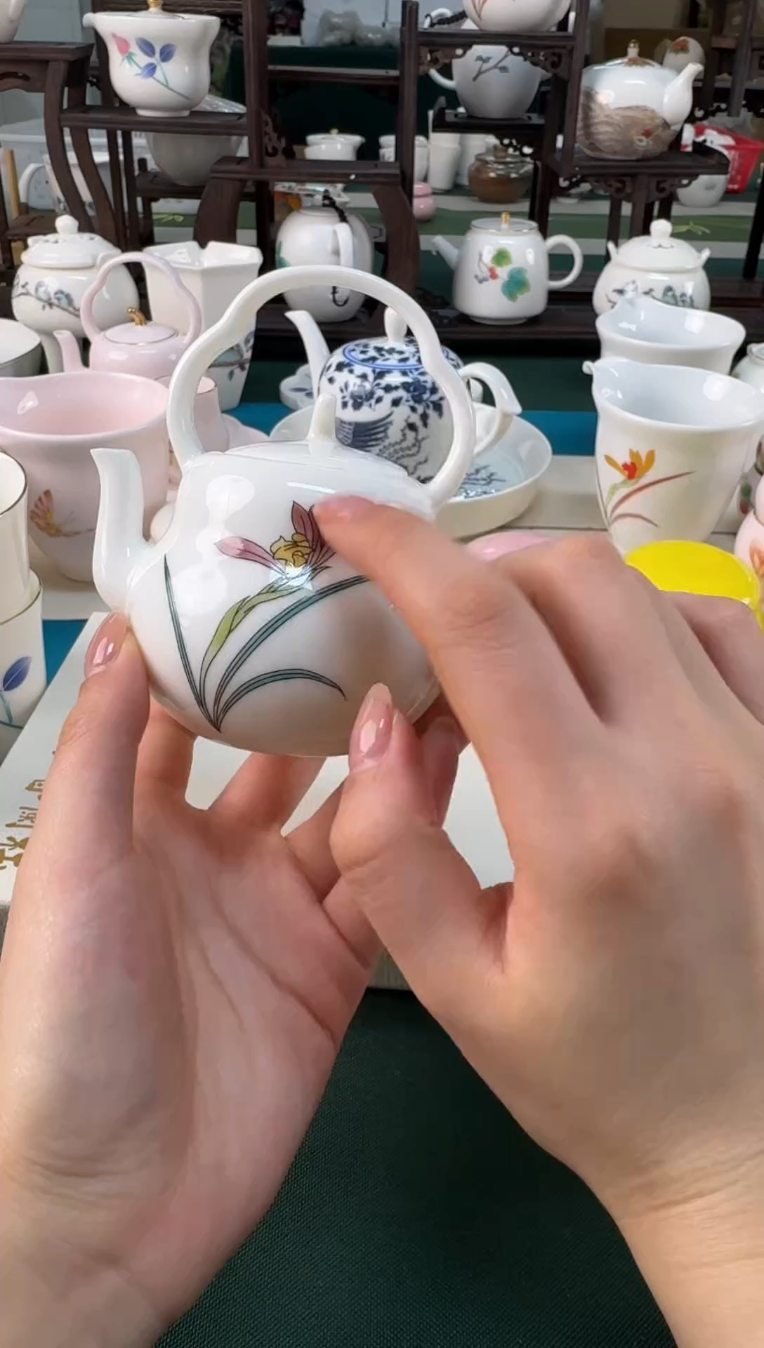 【闪购商品】瓷器 ······.......