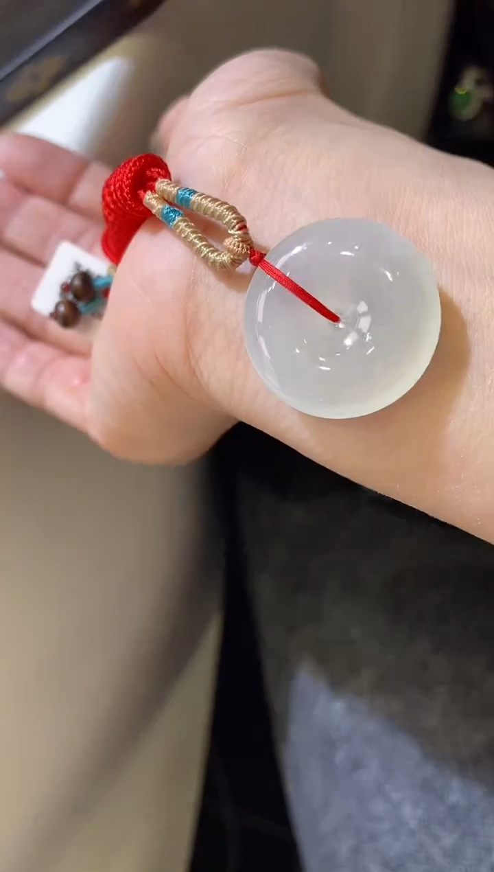 吊坠(不含链)未镶嵌翡翠平安扣