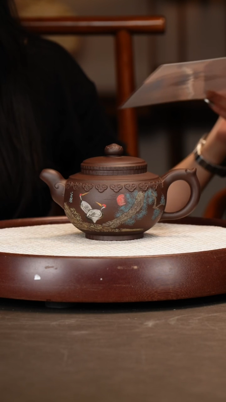 【陆巧英】云肩如意500c+太湖石茶叶罐