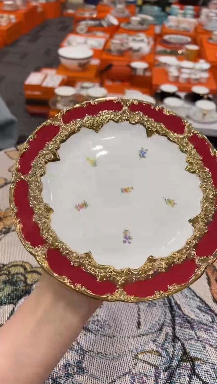 【闪购商品】杯H689--------------