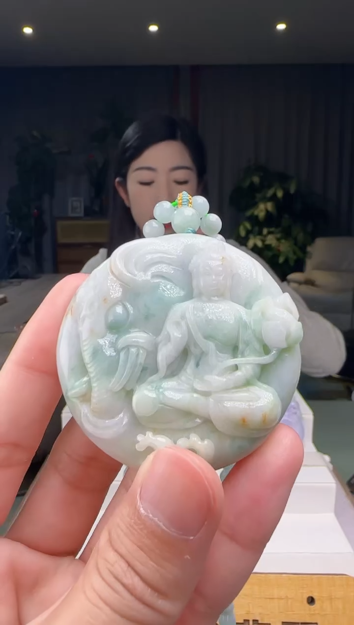 【闪购商品】翡翠吊坠(赠链)未镶嵌XM@@WS50123H004