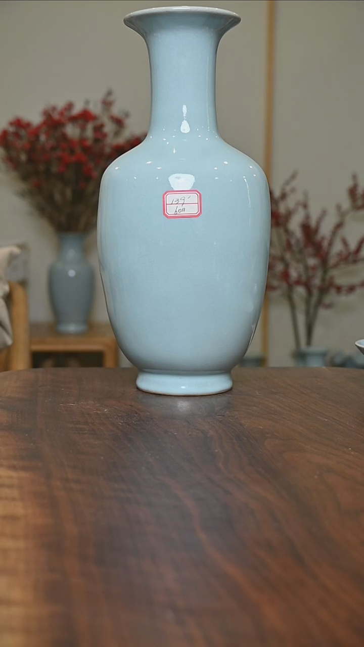 【闪购商品】其他60#微瑕天青釉无款玉兰瓶30公分