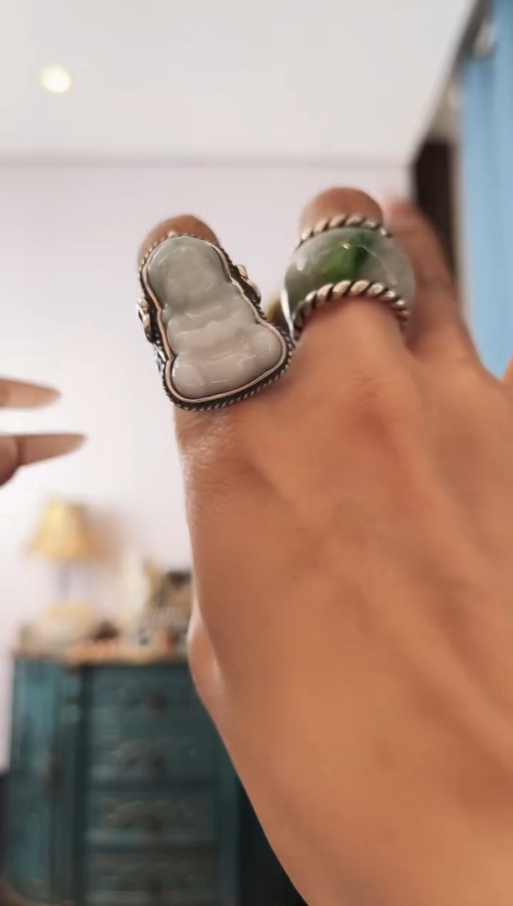 颈饰未镶嵌翡翠小****?翡翠E335