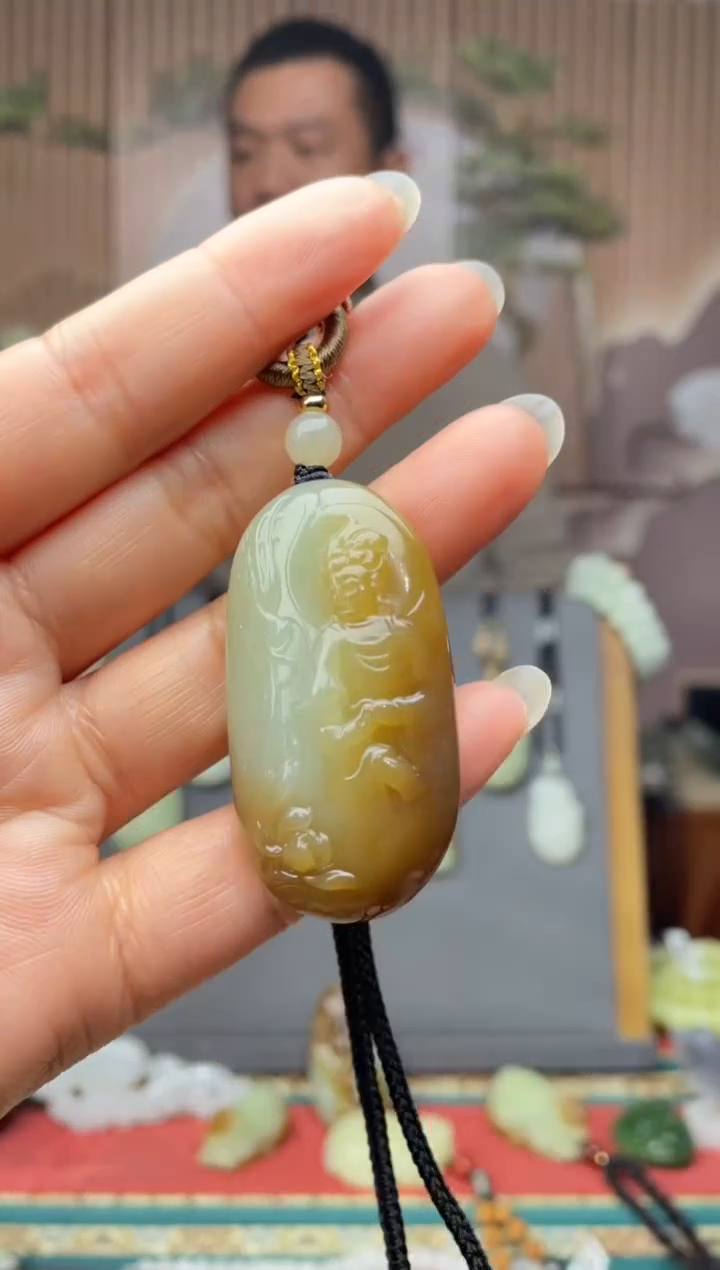 颈饰未镶嵌和田玉拍一发一
