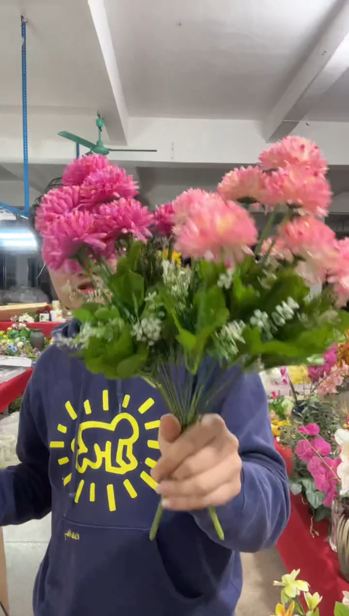 【闪购商品】仿真花朵手捧菊花