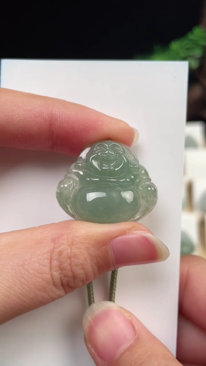 【闪购商品】翡翠颈饰未镶嵌佛公