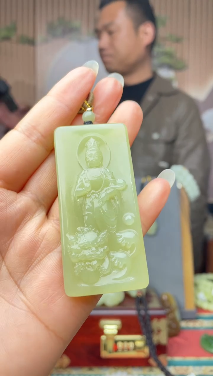 颈饰未镶嵌和田玉拍一发一