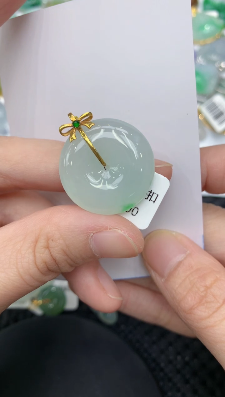 【闪购商品】翡翠颈饰18K金镶嵌11111111