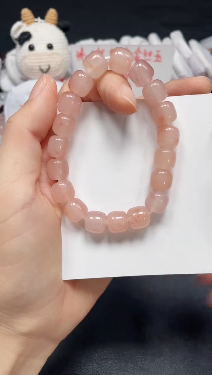 【闪购商品】石英质玉手链未镶嵌桃花老型