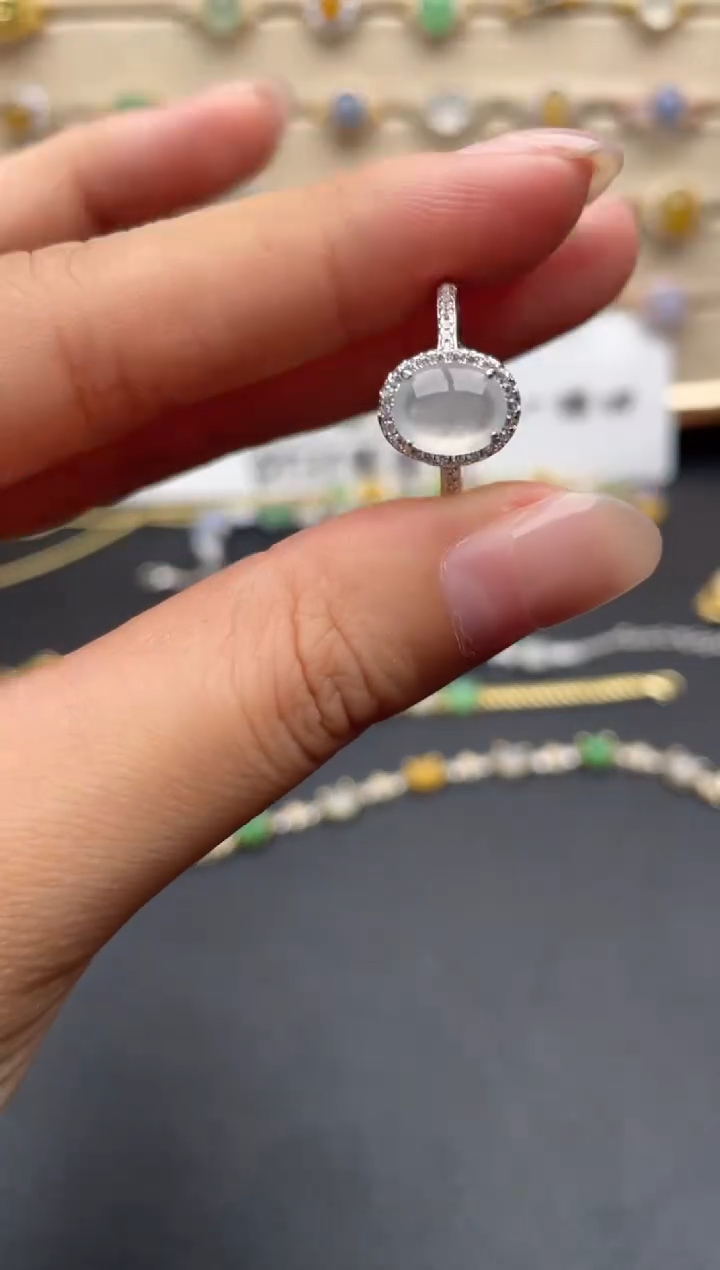 银S925镶嵌戒指翡翠一物一证一礼盒
