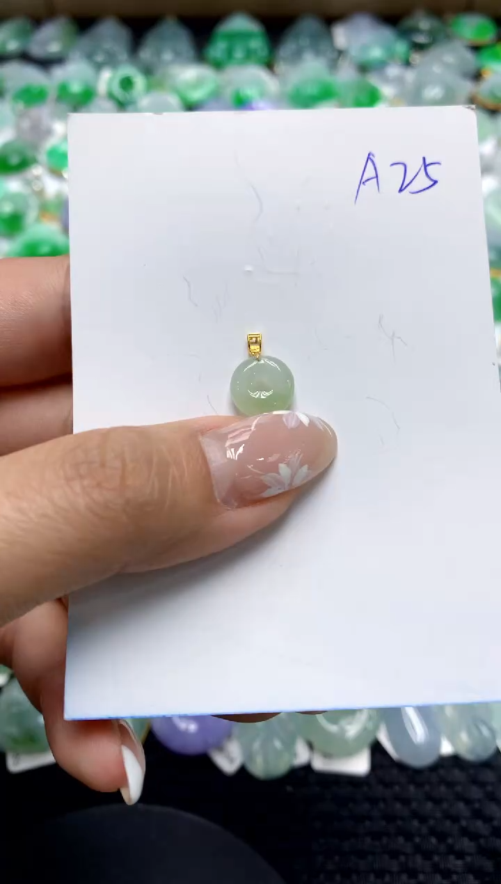 【闪购商品】翡翠颈饰18K金镶嵌111111111111