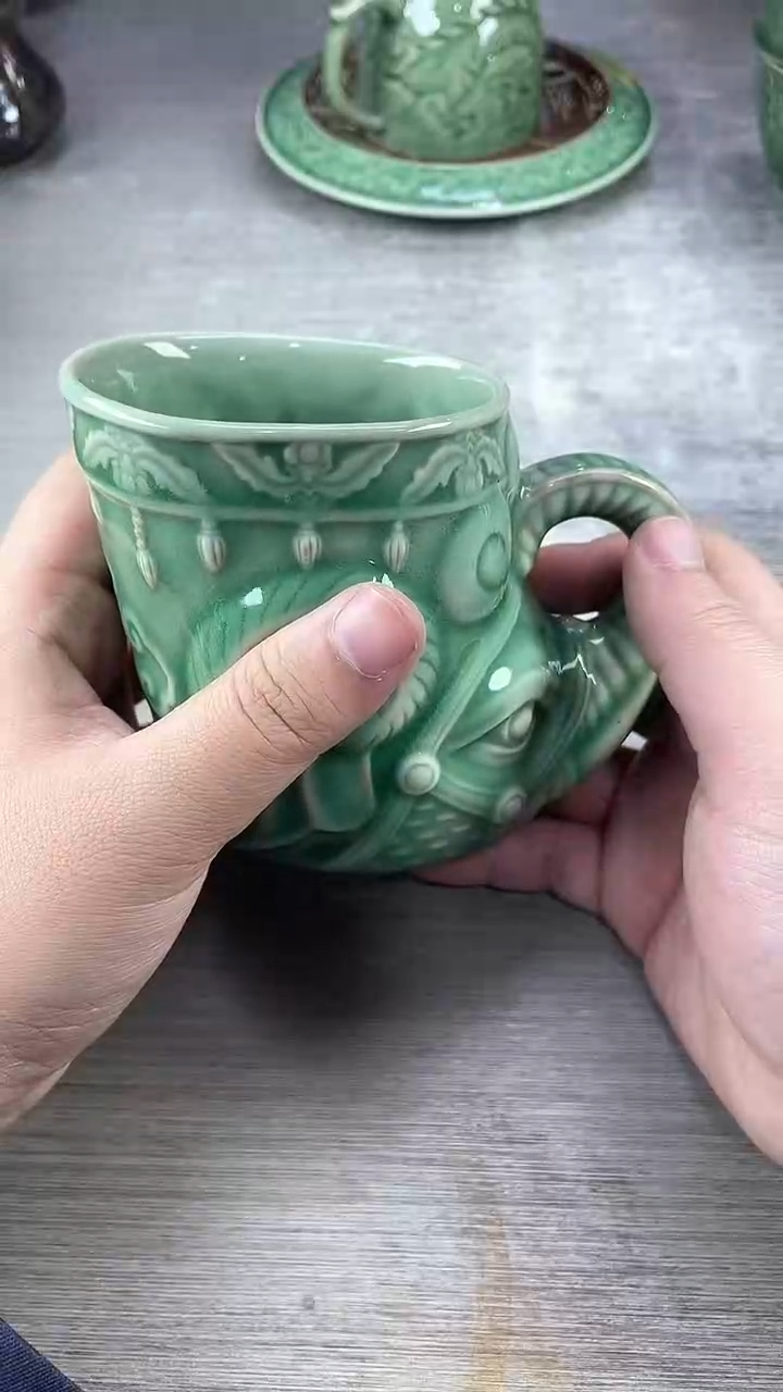 青瓷仓储清仓福利