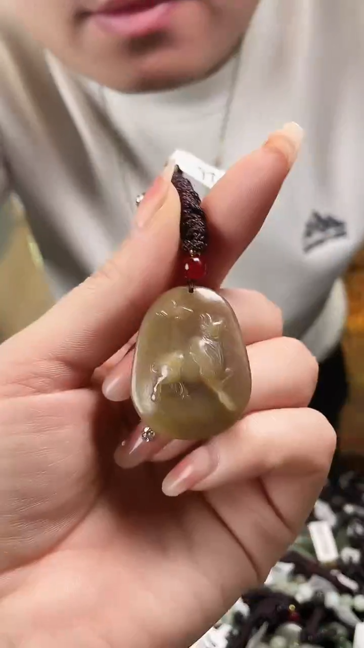 【闪购商品】和田玉颈饰未镶嵌多样性发货，拍一发一