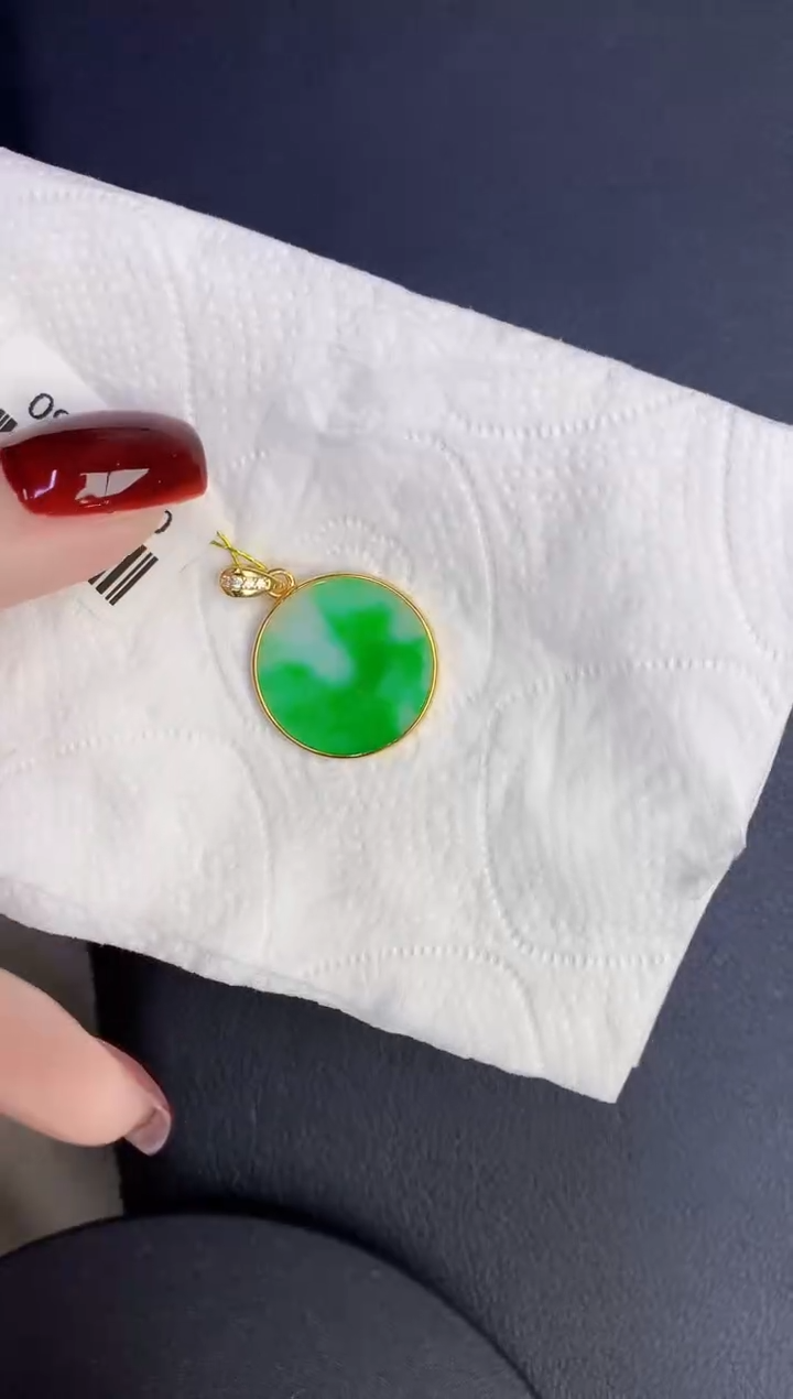 颈饰未镶嵌翡翠缅甸天然翡翠A货