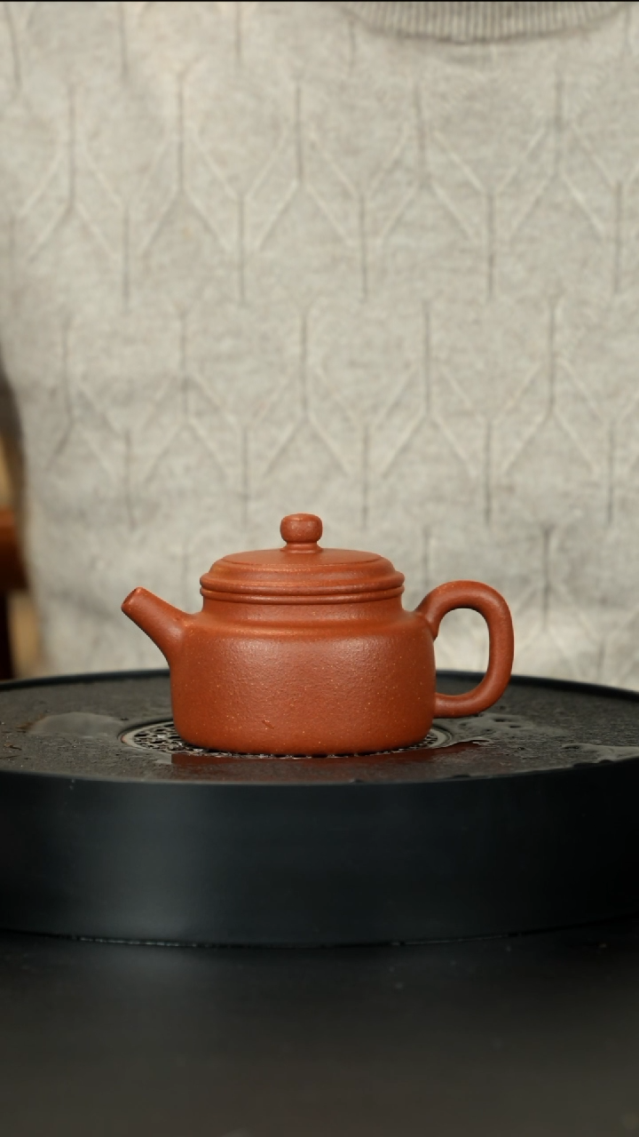 【闪购商品】紫砂茶壶精挑手磨红降坡德中大漏