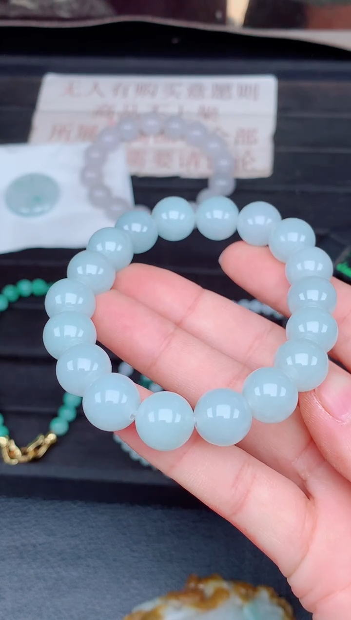 未镶嵌定制翡翠多样性