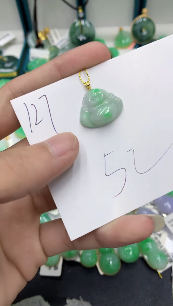 【闪购商品】翡翠颈饰18K金镶嵌翡翠