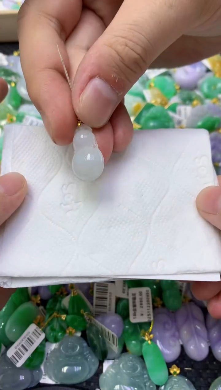 颈饰未镶嵌翡翠天然缅甸翡翠A货