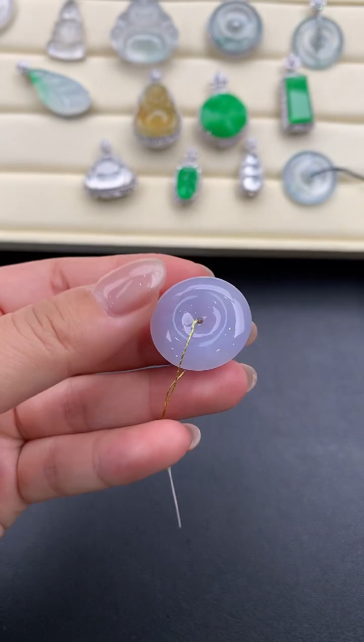 【闪购商品】翡翠颈饰未镶嵌D588     