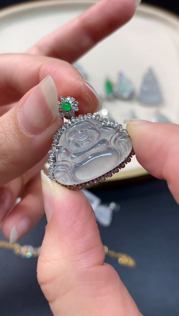 【闪购商品】翡翠吊坠(不含链)18K金镶嵌佛公A370|8800