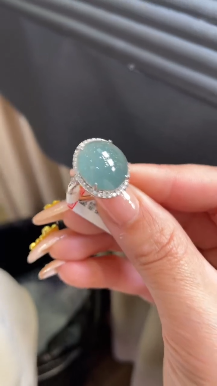 【闪购商品】翡翠颈饰未镶嵌      *108