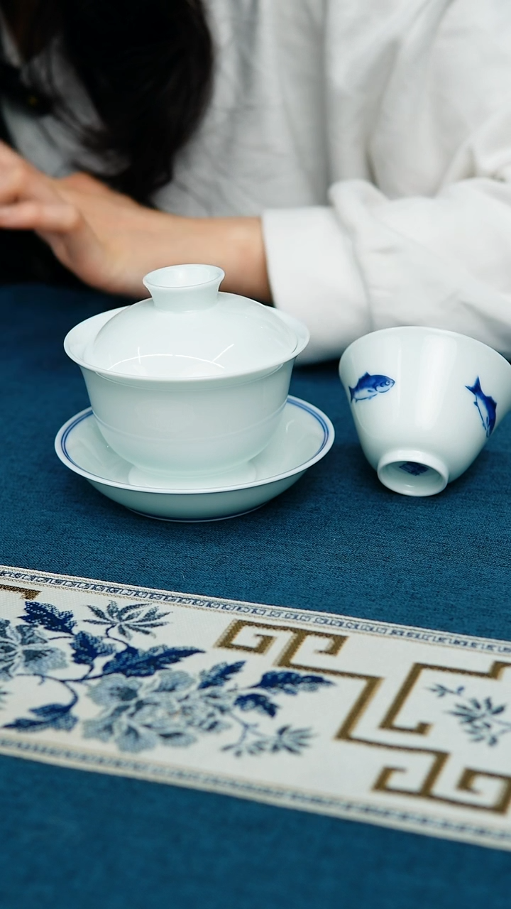 【闪购商品】高足盖碗三才双线底托  三秋鱼杯