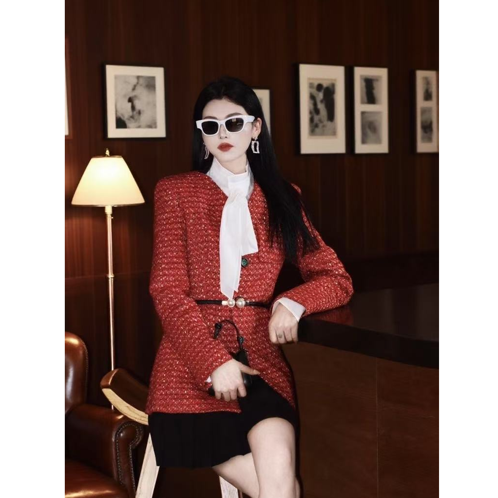 GIRDEAR/哥弟1400812秋冬新款红色时尚气质收腰合身V领小香风外套