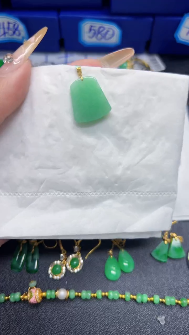 【闪购商品】翡翠颈饰18K金镶嵌Y缅料A货/支持复检/一件