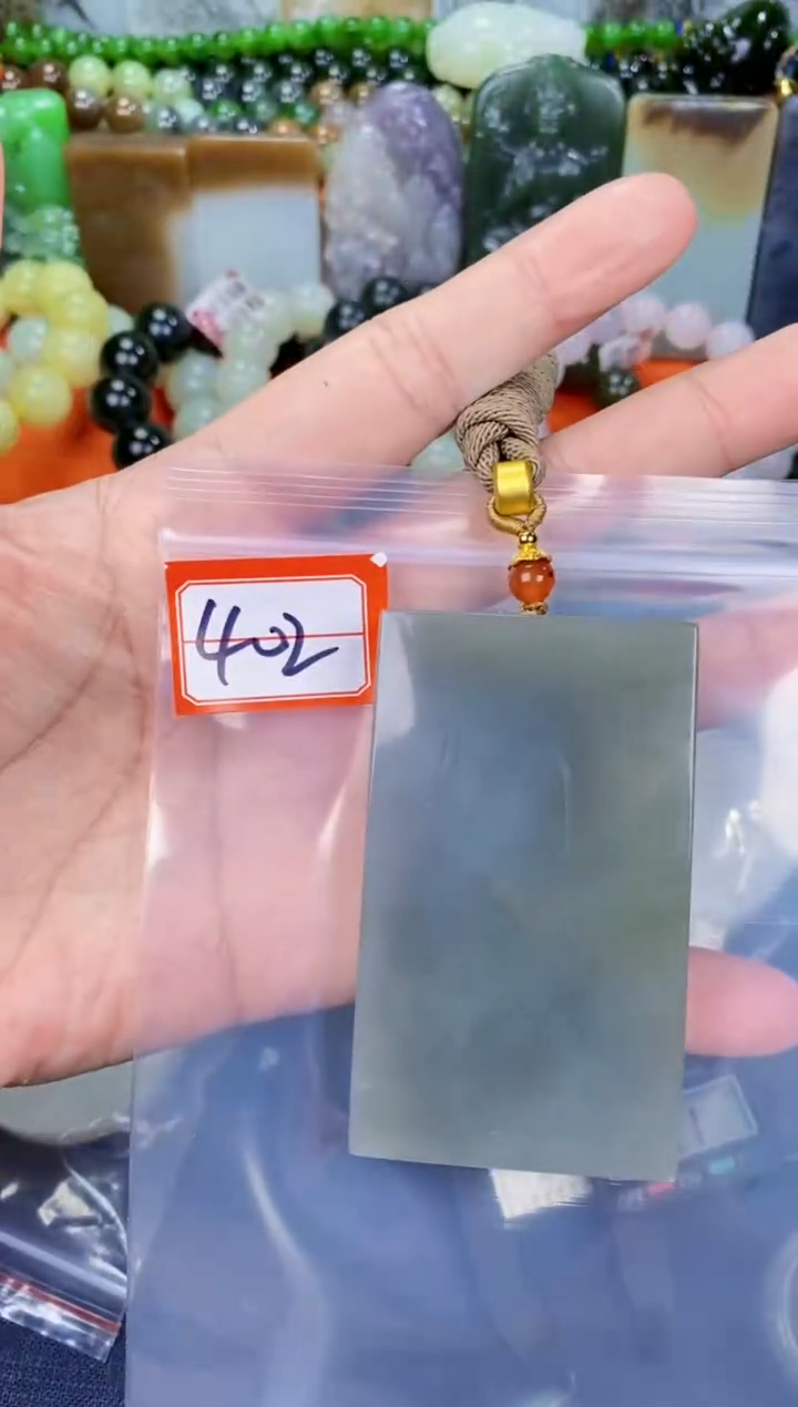 颈饰未镶嵌和田玉和田玉