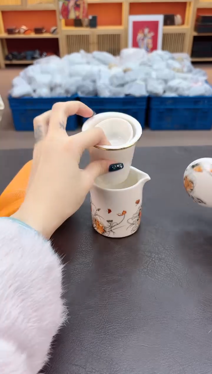 【闪购商品】摆件瓷SC1111111111111