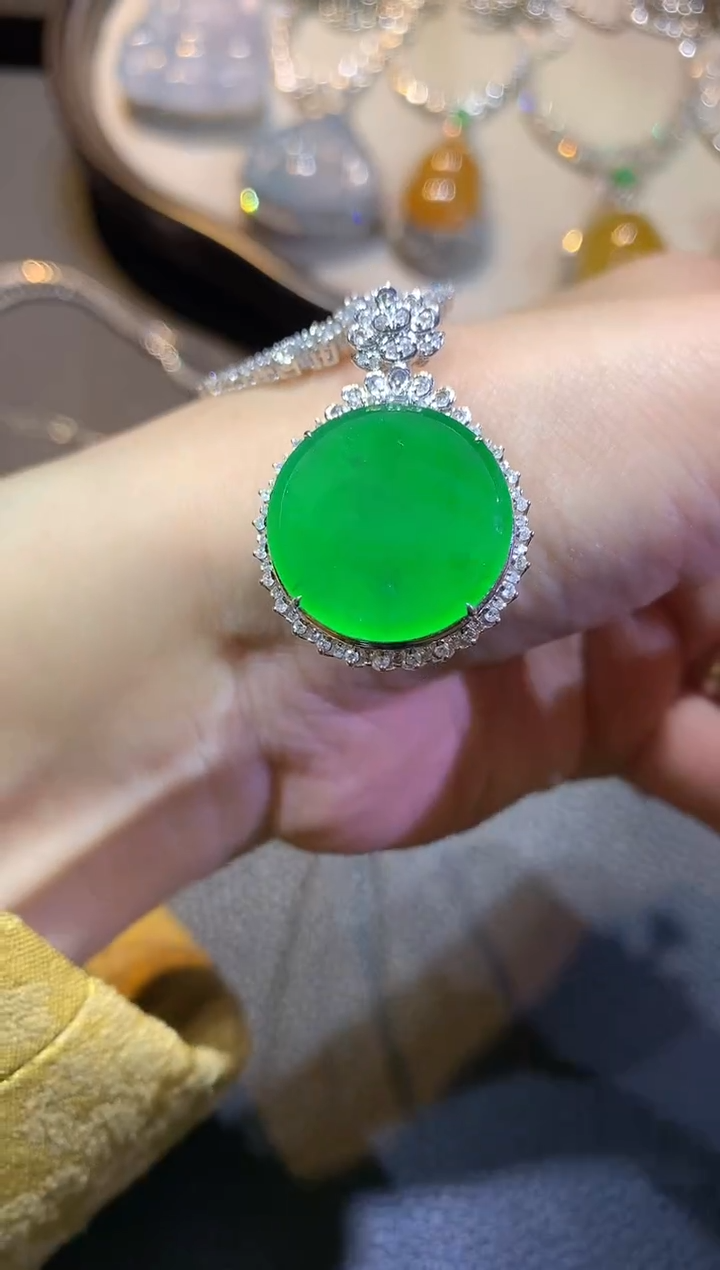 【闪购商品】翡翠吊坠(不含链)18K金镶嵌59-圆牌（不含链与扣头