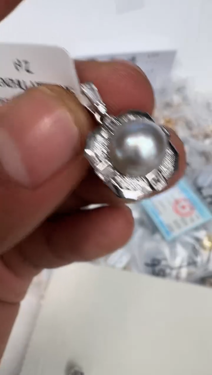 颈饰银S925镶嵌海水珍珠吊坠