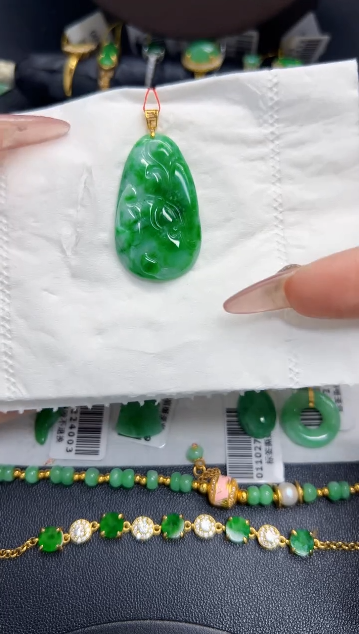 【闪购商品】翡翠颈饰18K金镶嵌Y缅料A货/支持复检/一件