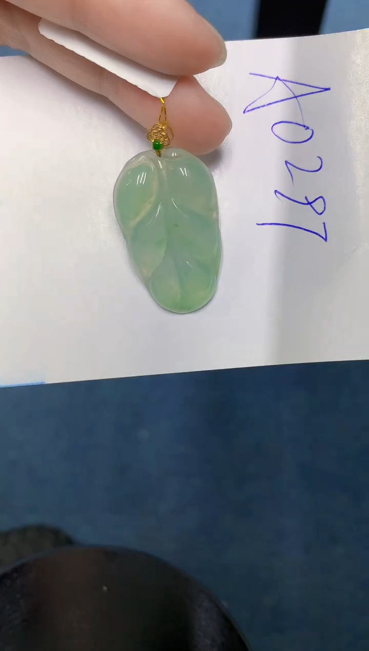 【闪购商品】翡翠颈饰18K金镶嵌000000000