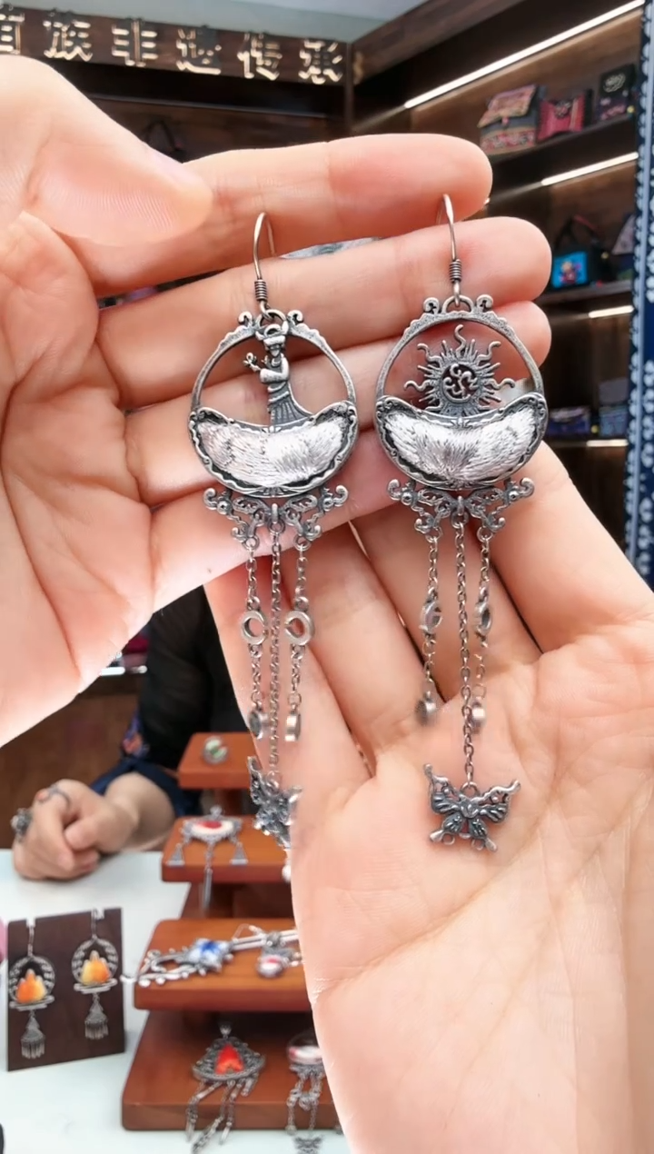 【闪购商品】织绣42蚩梦苗族古绣