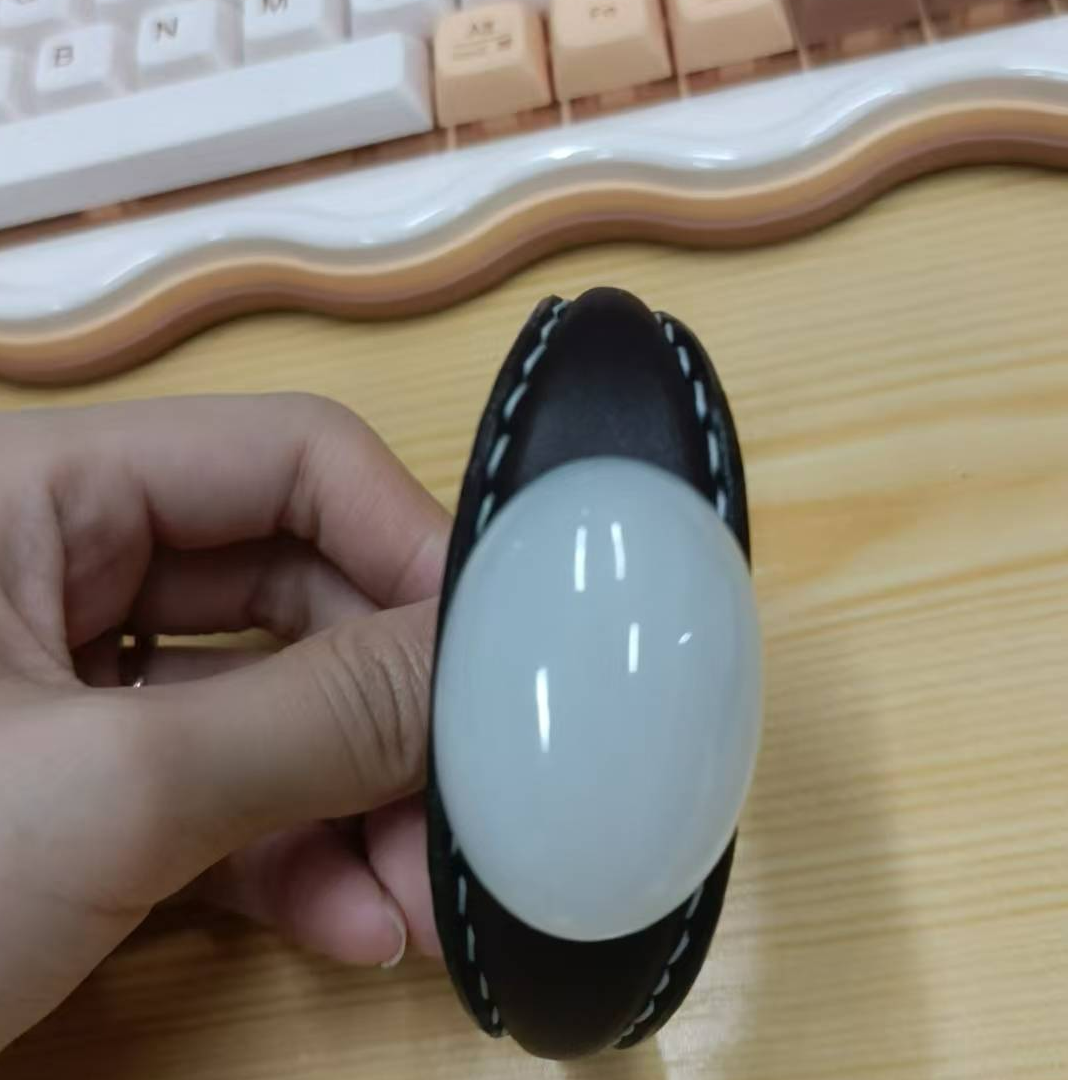 【典藏白玉】白玉和田玉椭圆蛋面手牌（18） D5197